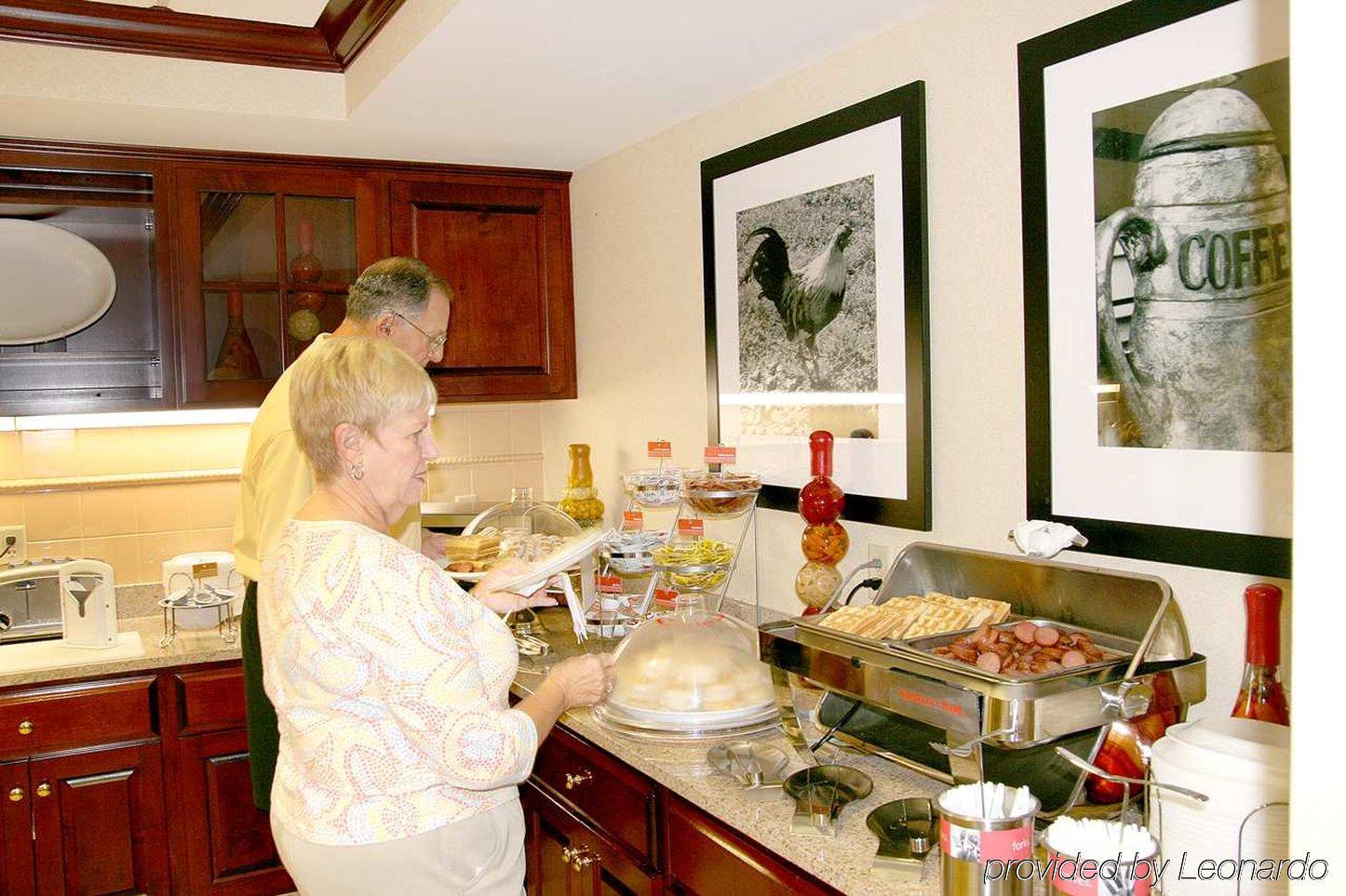 Hampton Inn & Suites Dayton-Vandalia Murlin Heights Restoran gambar